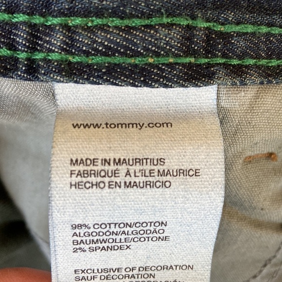 Tommy Hilfiger Freedom Flare Dark Wash Denim Jeans Size 8 NWT - Picture 13 of 16